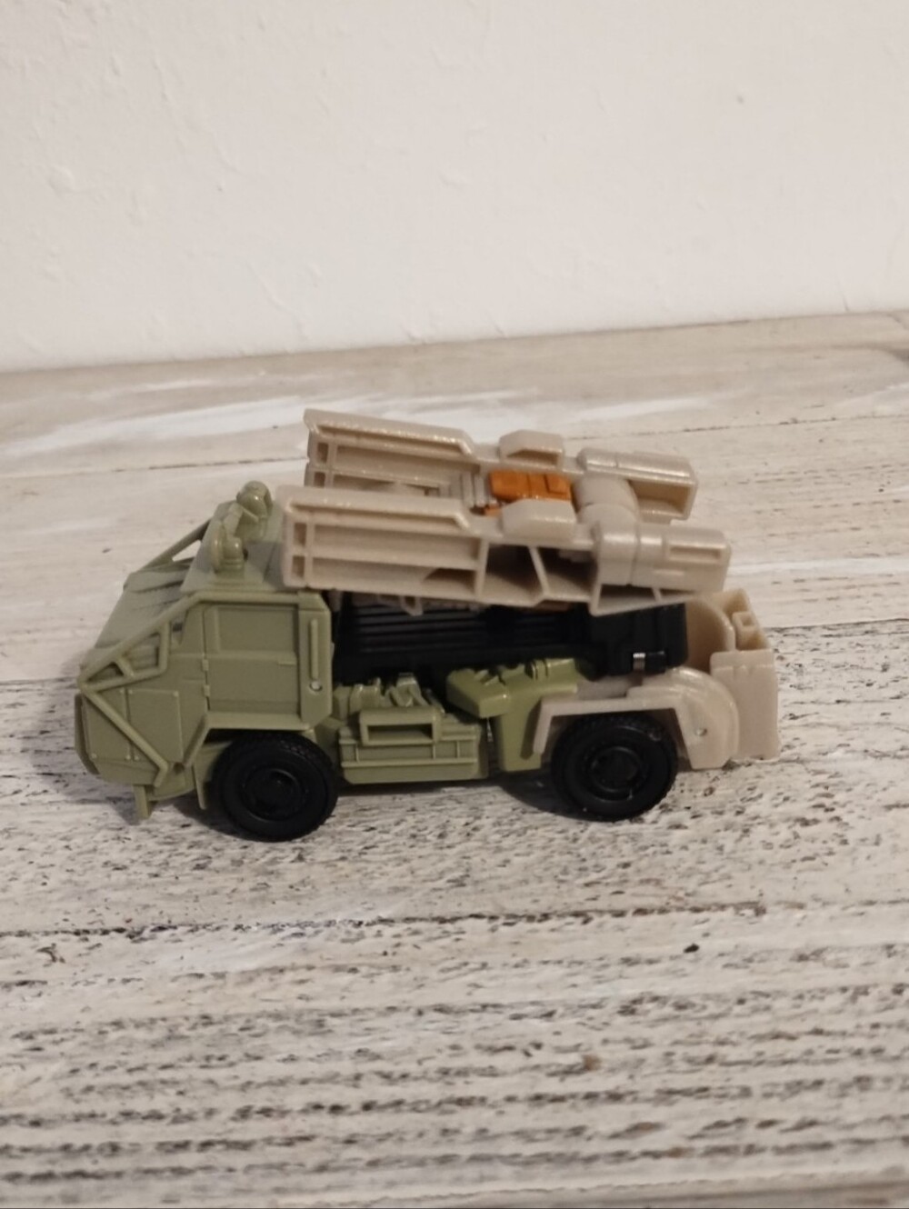 Transformers The Last Knight Hound Turbo Changer  2016 plastic good condition